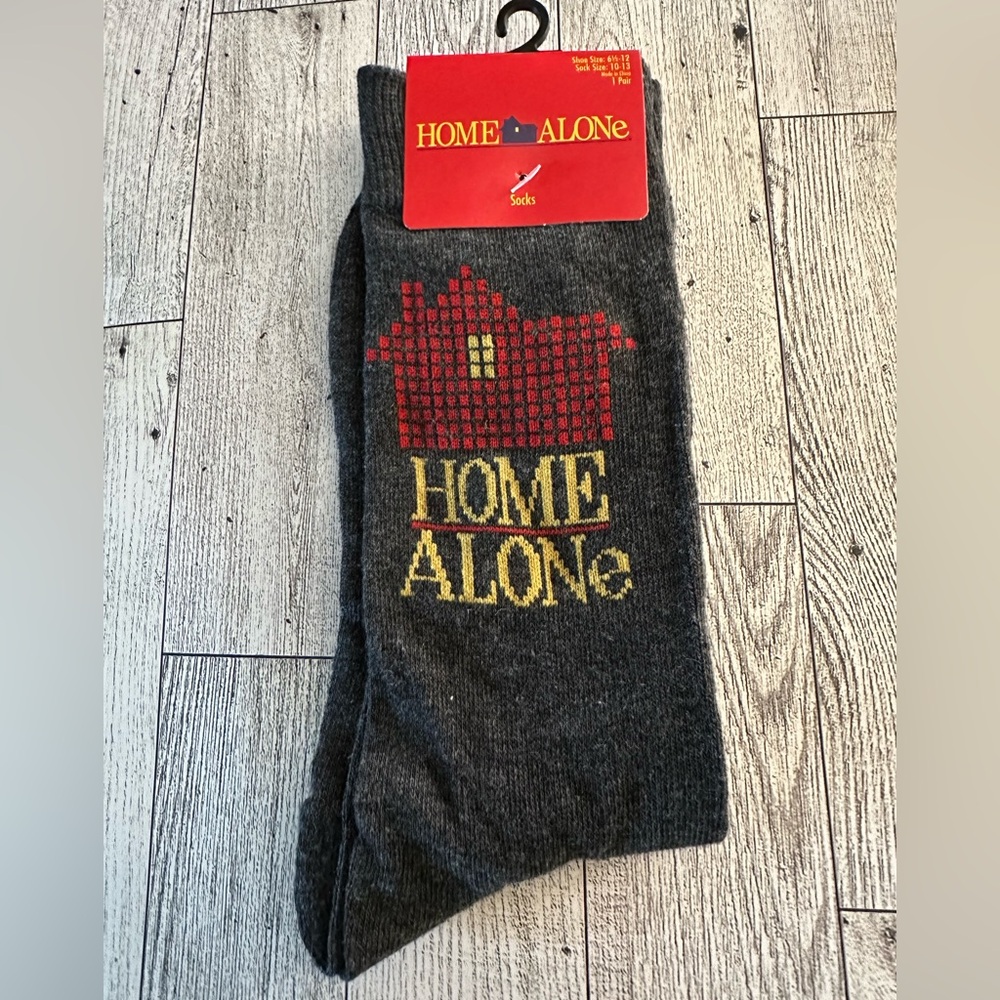 Classic Christmas Movie Home Alone Gray Socks